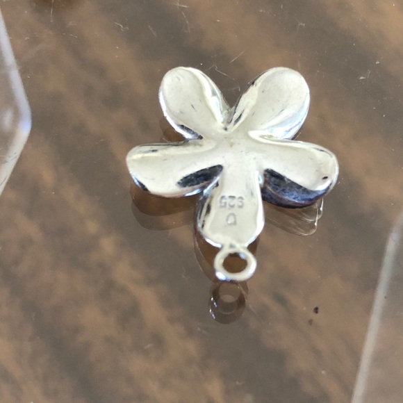 Sterling silver flower plumeria pendant charm with Diamond center - Picture 8 of 9